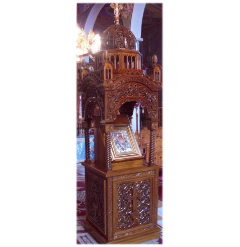 PORTABLE ICON STAND IN BYZANTINE CARVING