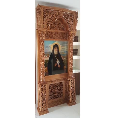 <p>ICON STAND MONASTERIAL PERFORATED CARVING</p>